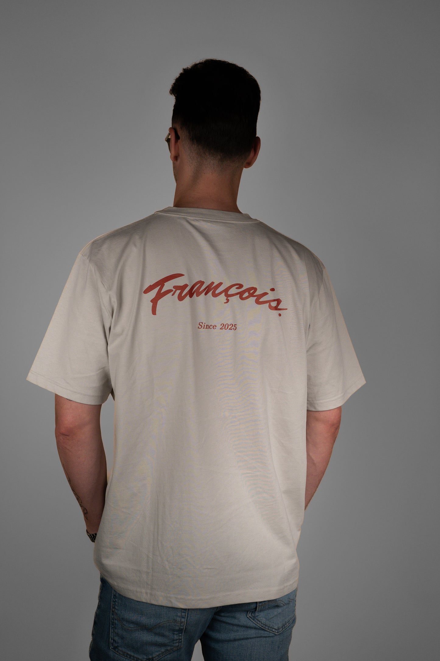 The François T-Shirt - Cement