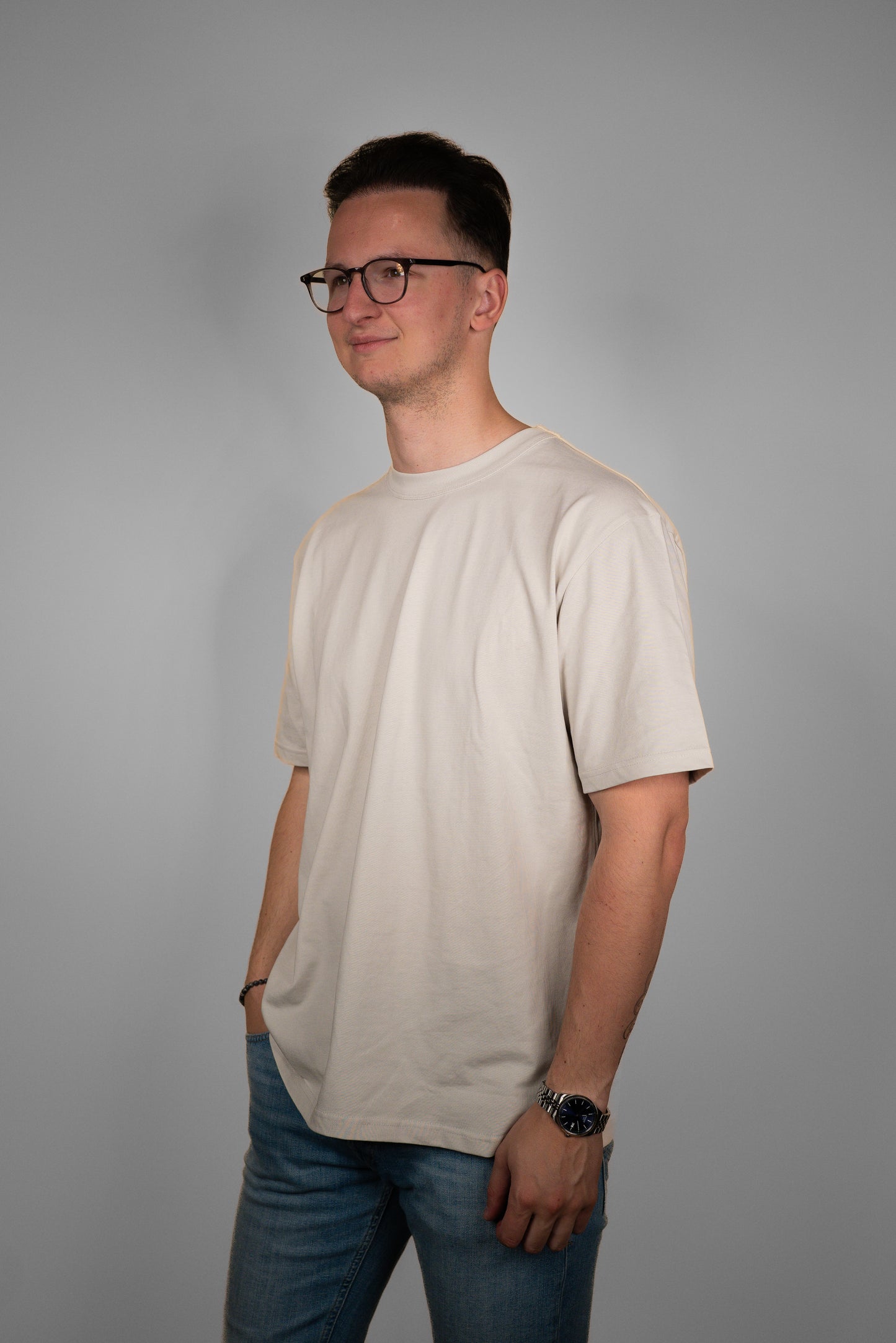 The François T-Shirt - Cement